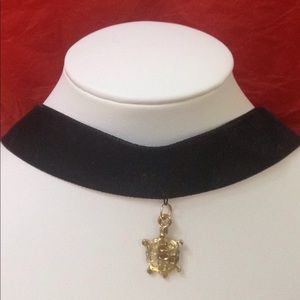 Velvet Choker with Turtle Charm 25% off!